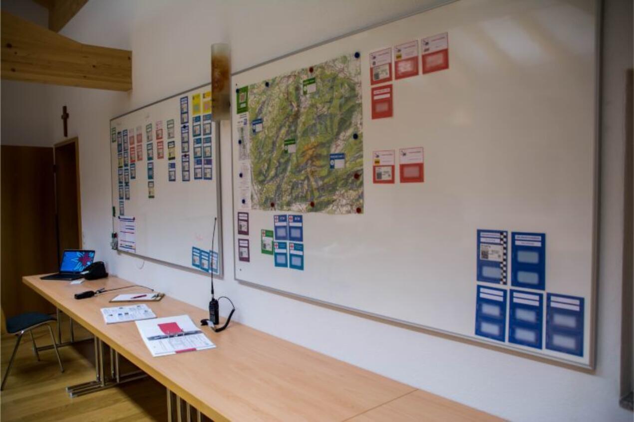 White Glossy (Boardmarker)